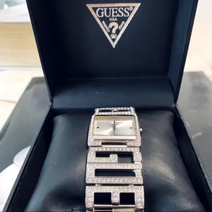 GUESS Silver Crystal Dazzling Watch Logo Watch Bracelet Chain Watch